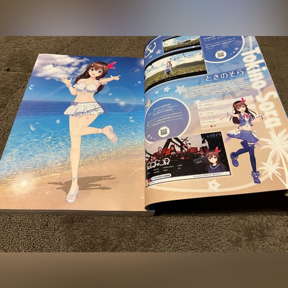Comptiq Magazine October 2022 Hololive VTuber Virtual YouTuber Japan Exclusive - Picture 9 of 16